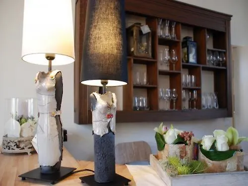 库里恩斯香料酒店 2* Écouviez